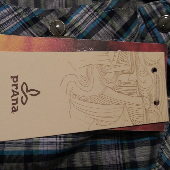 Prana Men's Button Up Long Sleeve Shirt - Picture 5 of 6